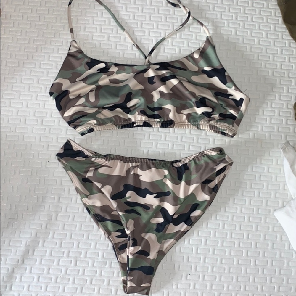 Camo high waisted bikini